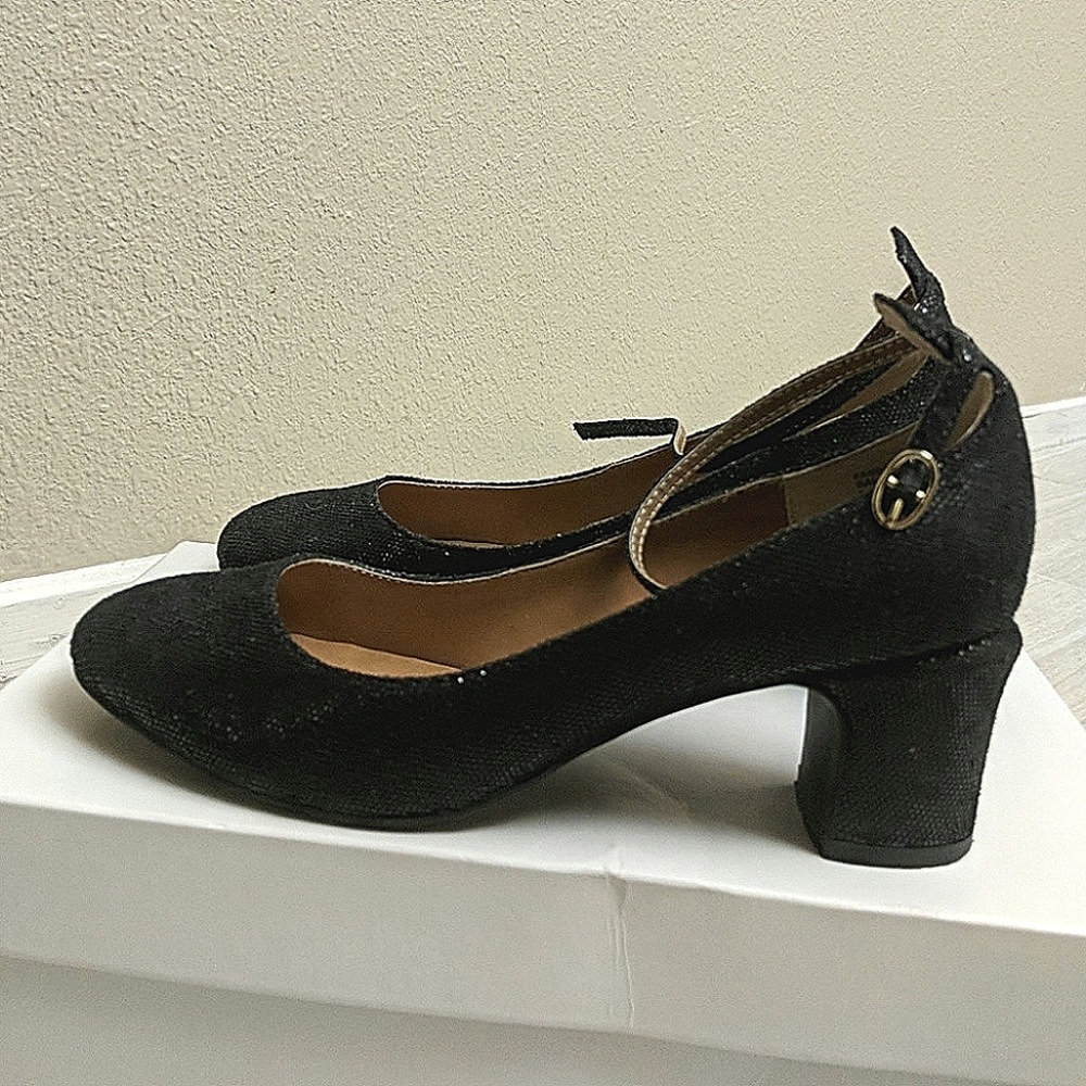 Seychelles Mary Jane in Black sparkling size 7.5